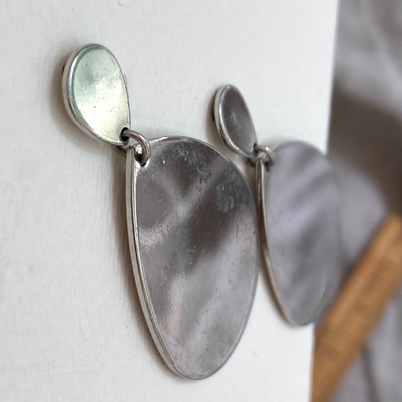 earrings studs hanging 2 ¼" mod silver shiny BIG teardrops 0.7oz total weight - Picture 5 of 7